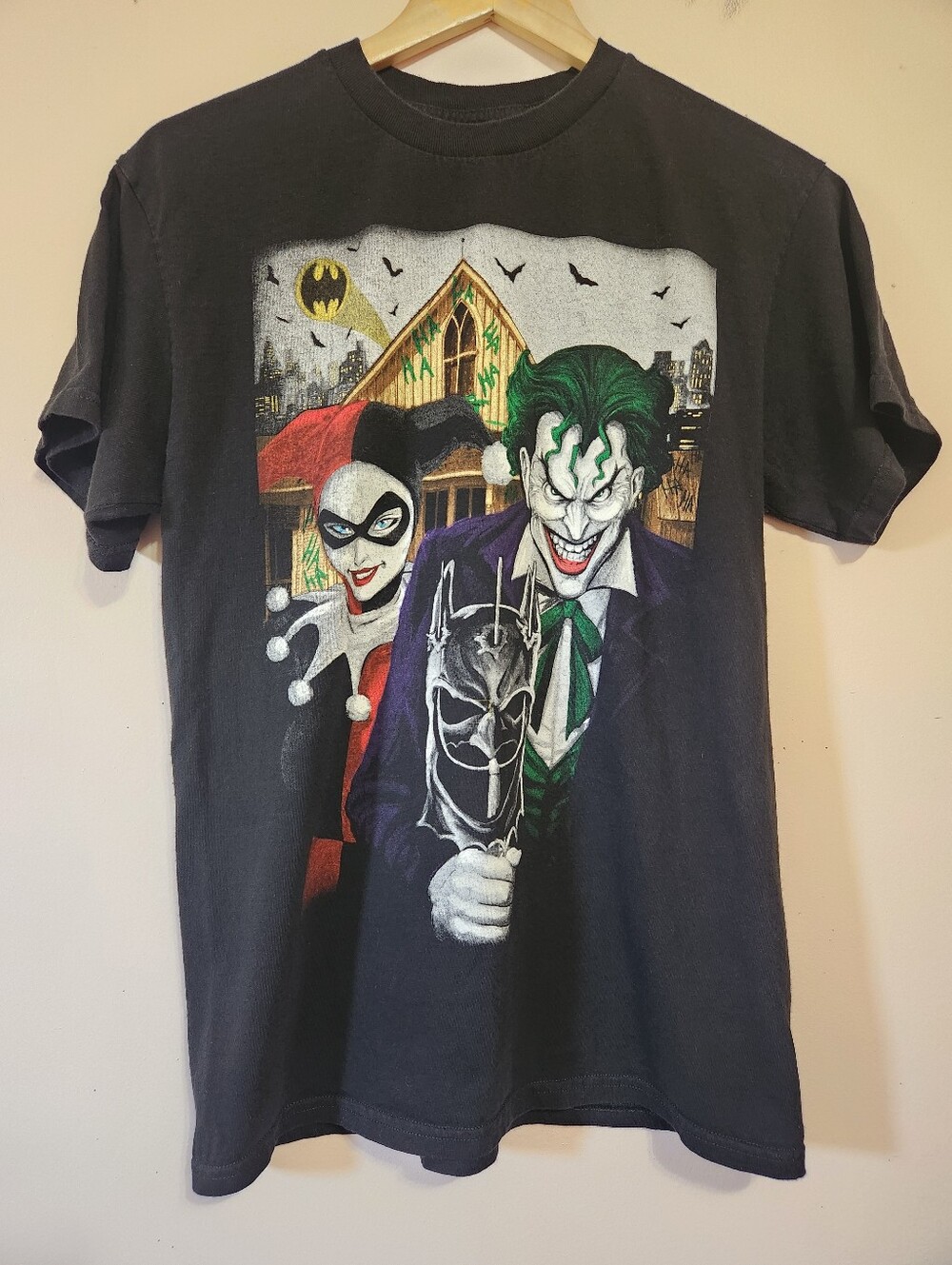 DC Comics Joker & Harley Quinn American Gothic Batman Graphic T-Shirt Size Med